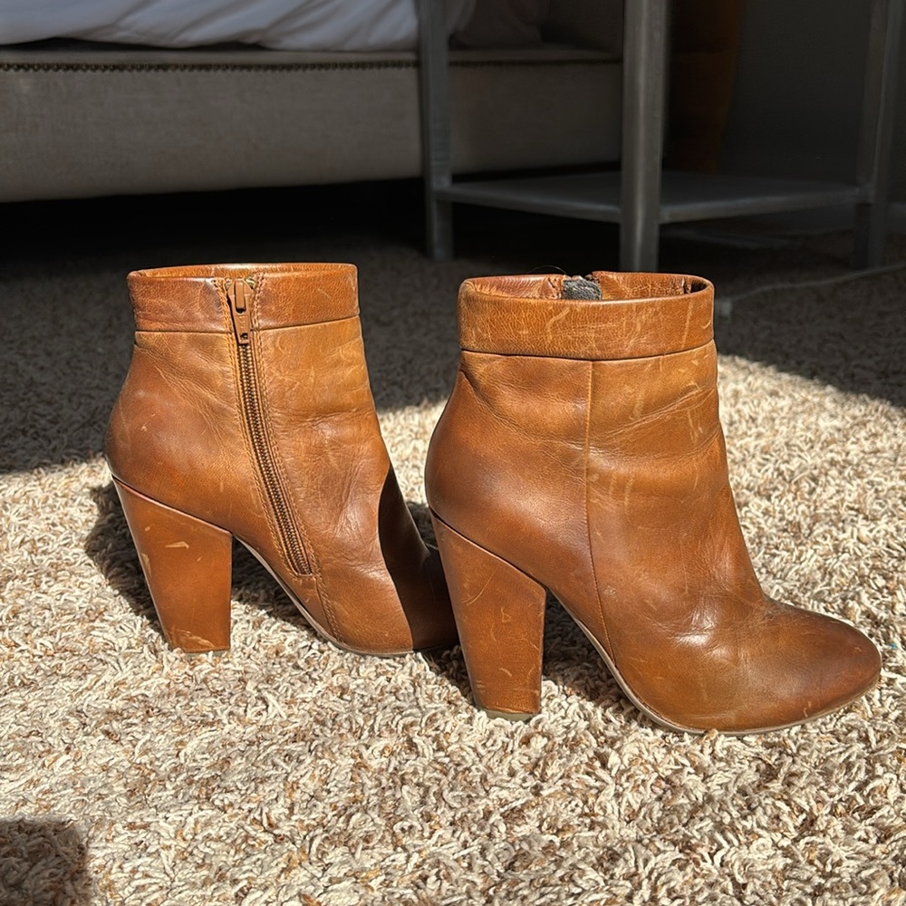 Steve Madden Booties - Picture 4 of 4